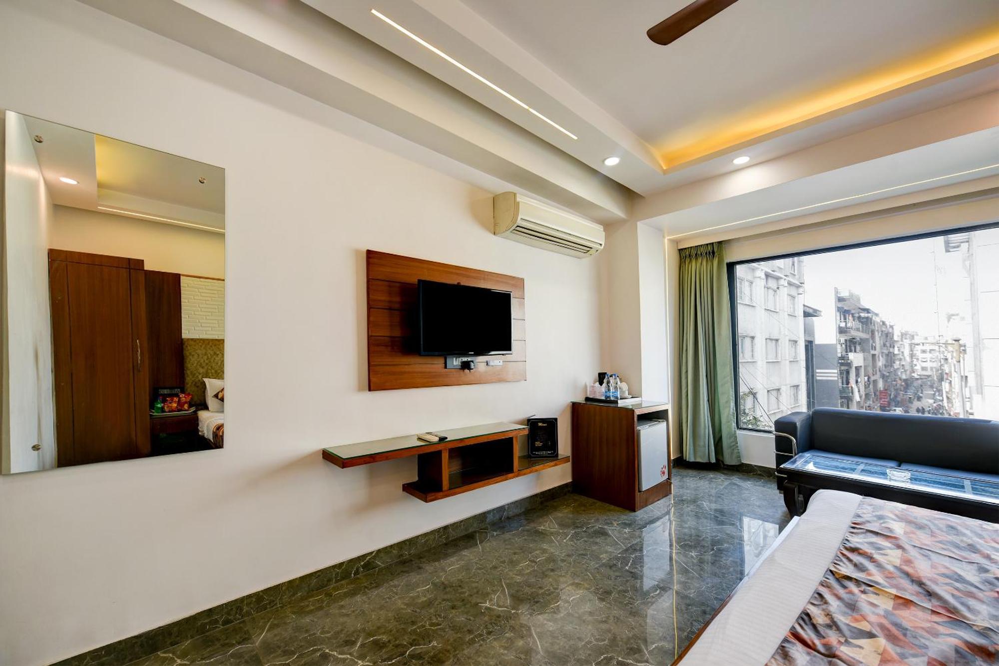 Hotel Sohana Palace Near New Delhi Railway Station And Connaught Place Exterior photo