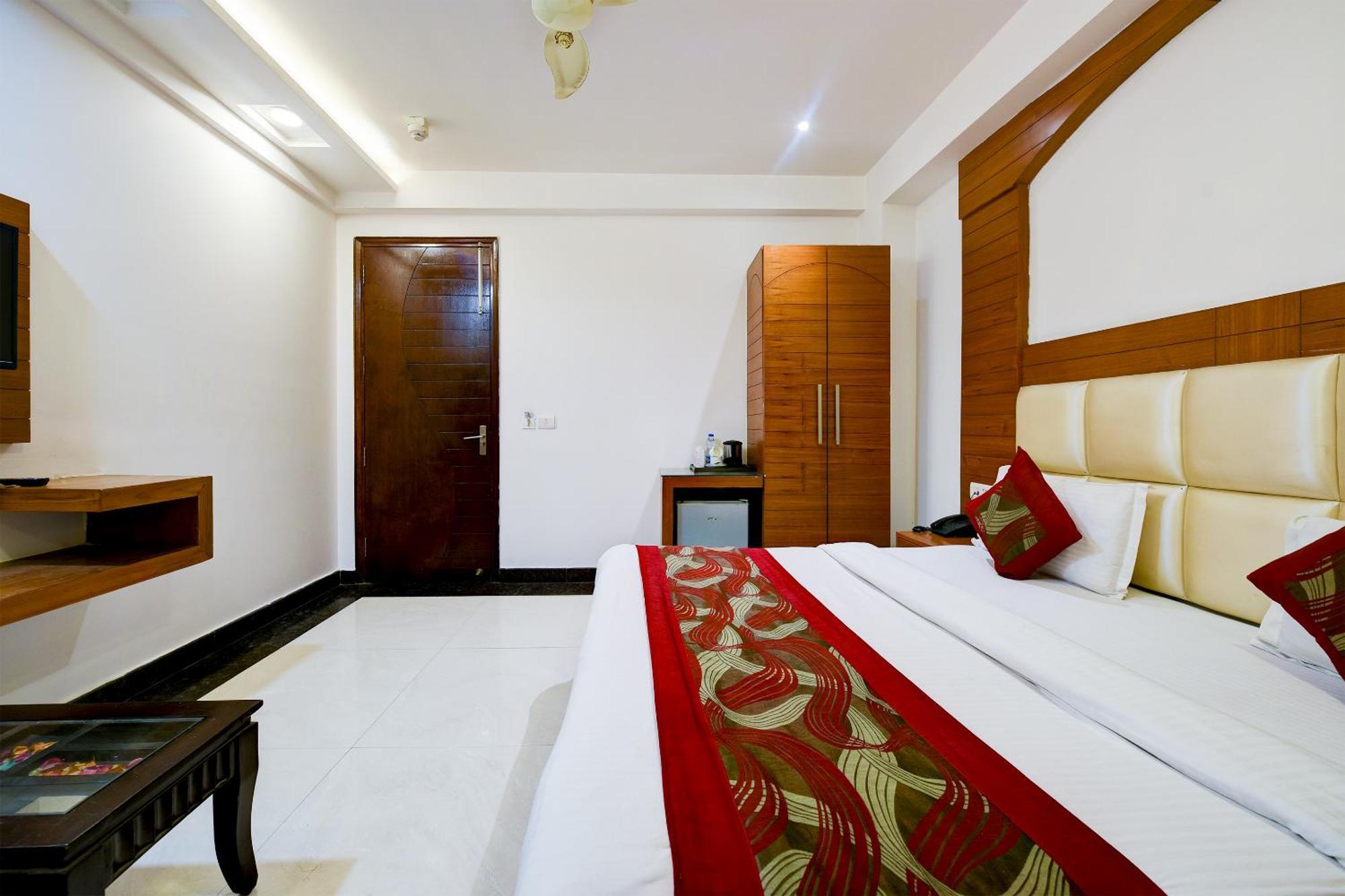 Hotel Sohana Palace Near New Delhi Railway Station And Connaught Place Exterior photo