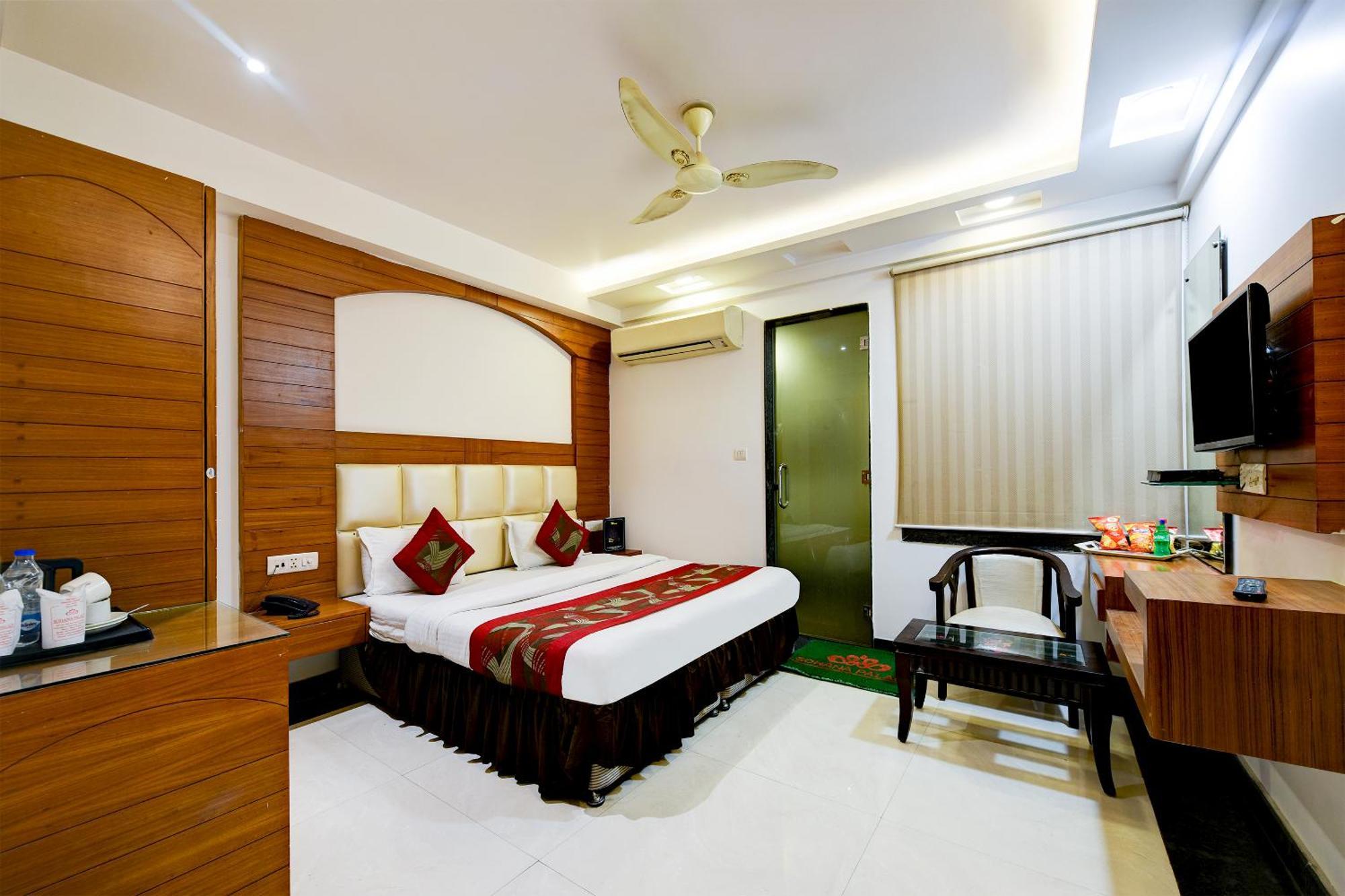 Hotel Sohana Palace Near New Delhi Railway Station And Connaught Place Exterior photo
