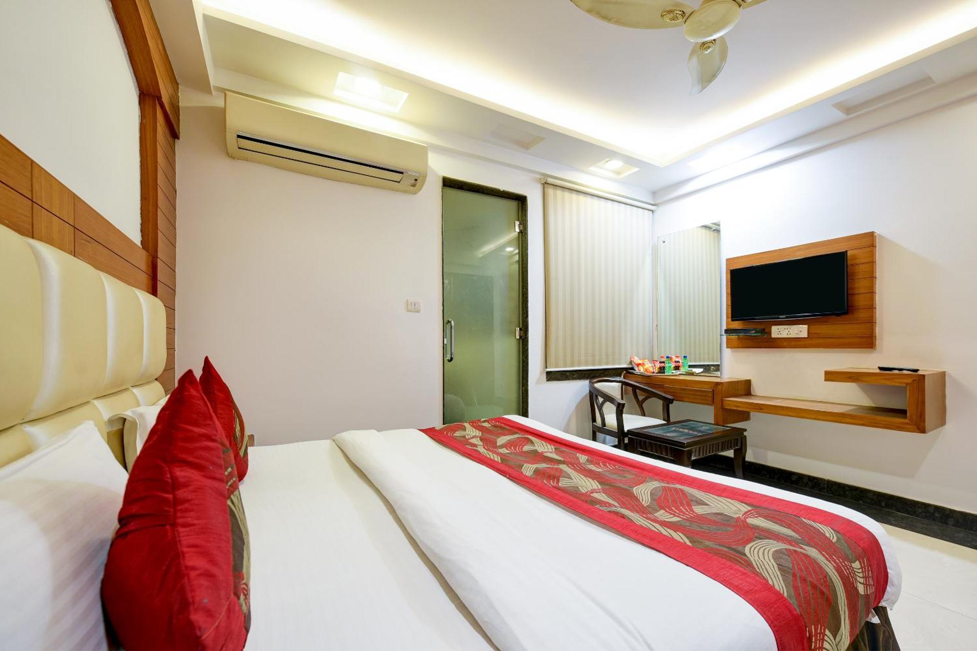 Hotel Sohana Palace Near New Delhi Railway Station And Connaught Place Exterior photo